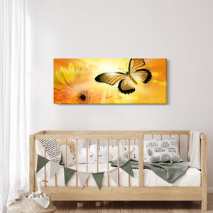 Schilderij - Gele vlinder met bloem (3)