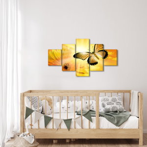 Schilderij - Gele vlinder met bloem (4)