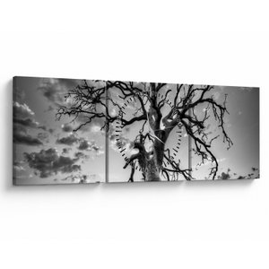 Schilderij - Zwart-witte boom (met klok) (V023559V9030C)
