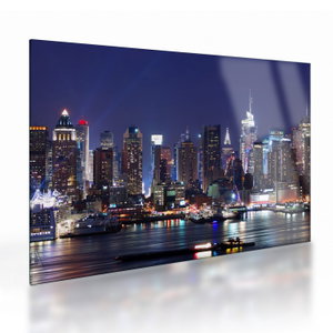 Glasschilderij - Verlichte wolkenkrabbers van New York (V025150V7050GD)