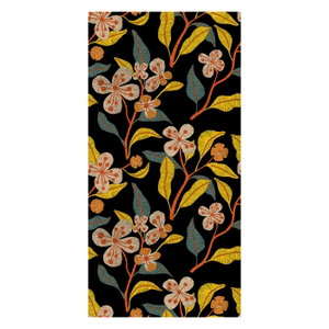 Behang - Bloemen met een zwarte achtergrond